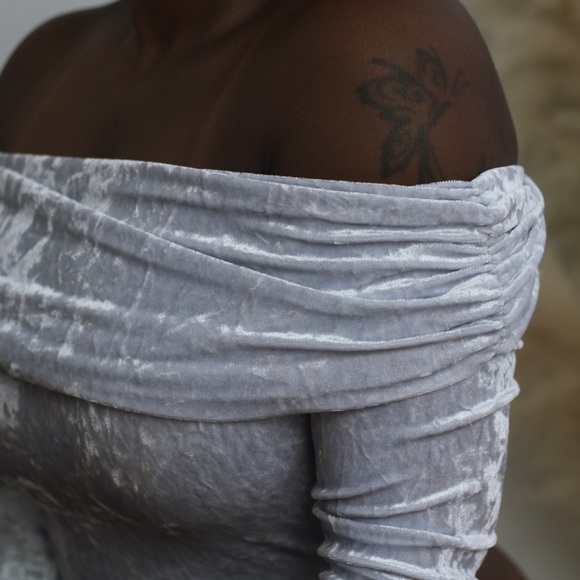 Velvet Off Shoulder Bodysuit - Picture 4 of 6